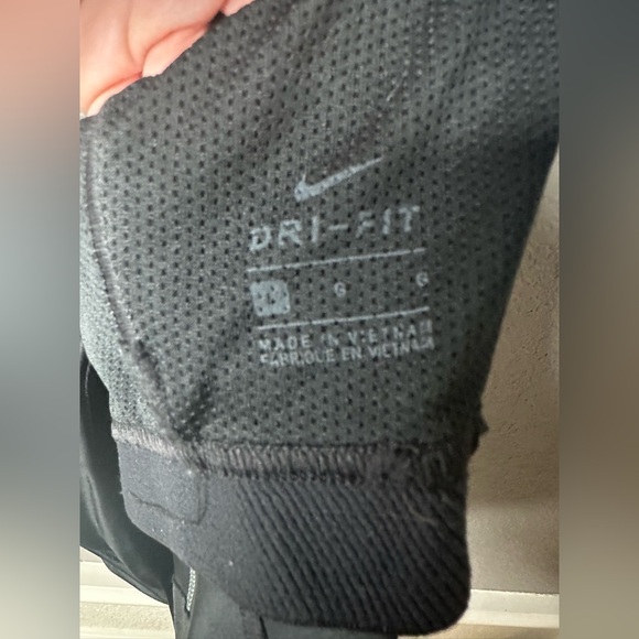 Nike Swoosh City Ready Longline Black Sports Bra size large - Picture 7 of 7